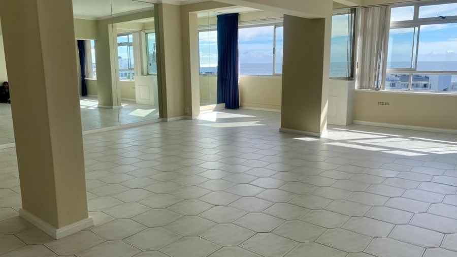 To Let 3 Bedroom Property for Rent in Bantry Bay Western Cape